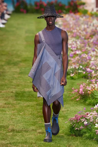 Look 52